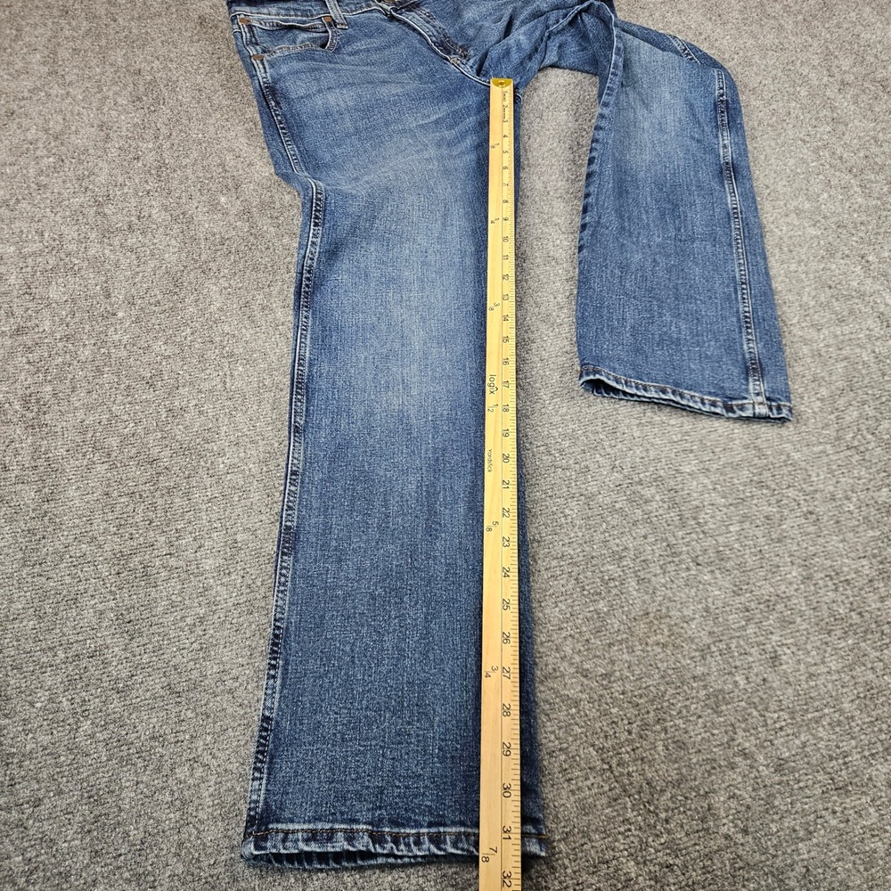 Wrangler Retro Slim Straight Jeans Mens 32x32 Medium Wash Denim 1088MWZPD - Picture 7 of 11